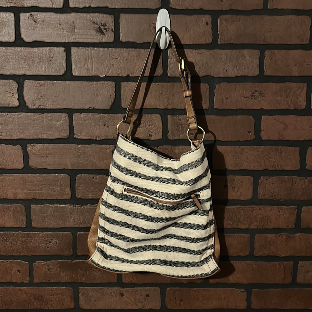 Relic By Fossil Purse - image 2